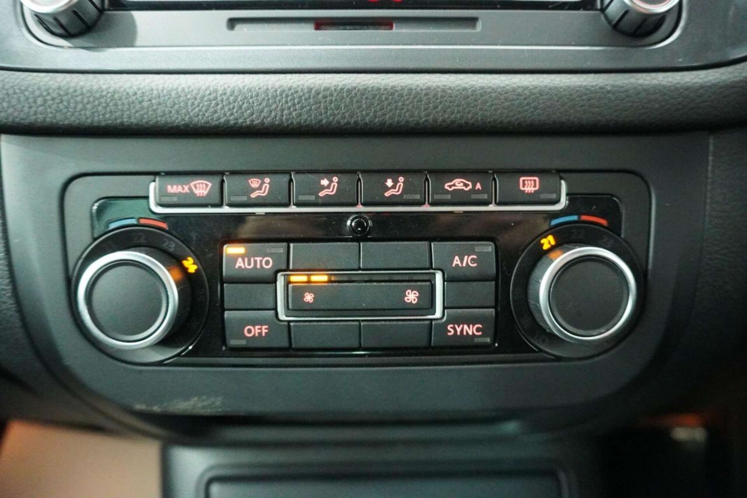 Used Volkswagen Tiguan 2014 for sale - 77061681: Photo 75