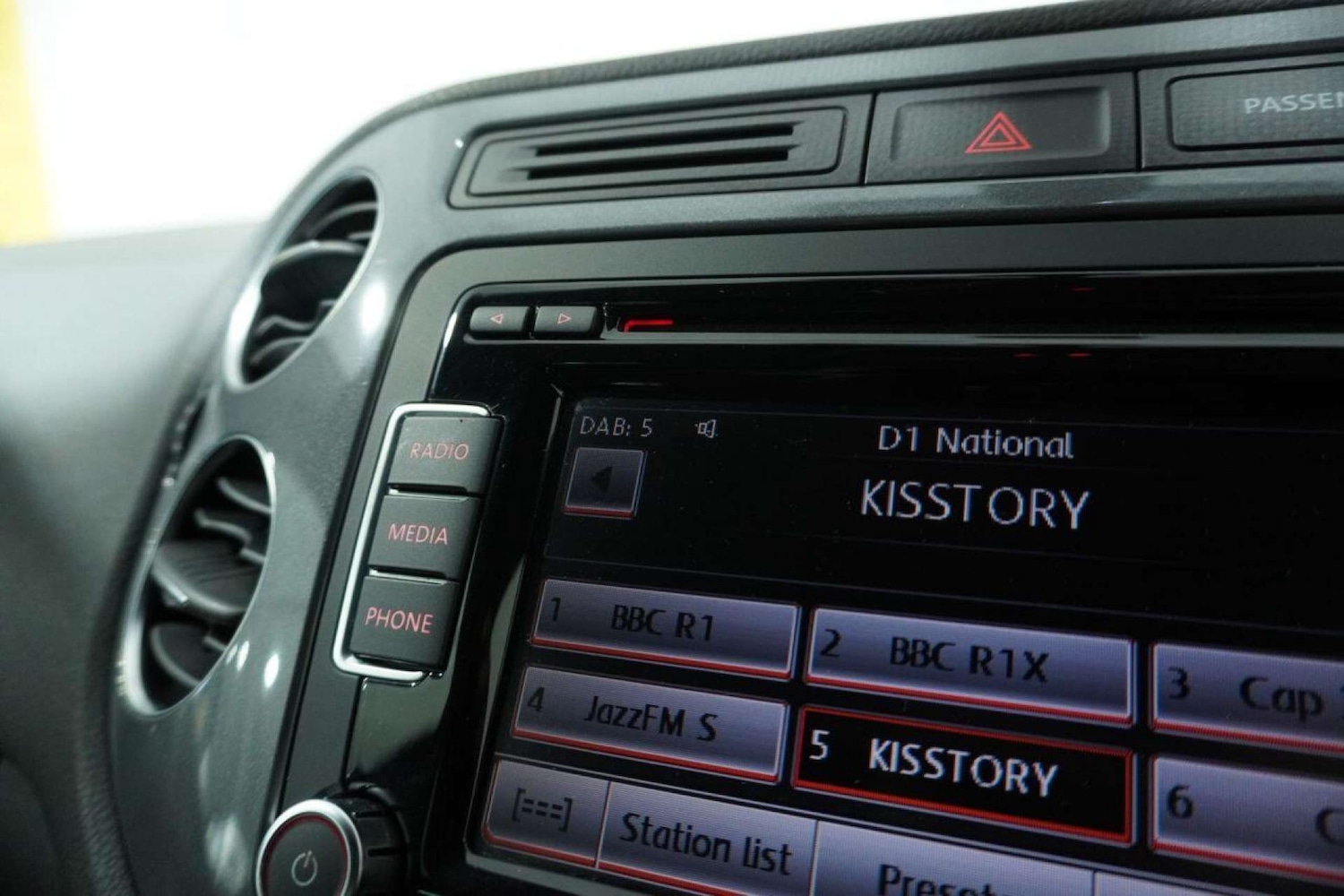 Used Volkswagen Tiguan 2014 for sale - 77061681: Photo 84