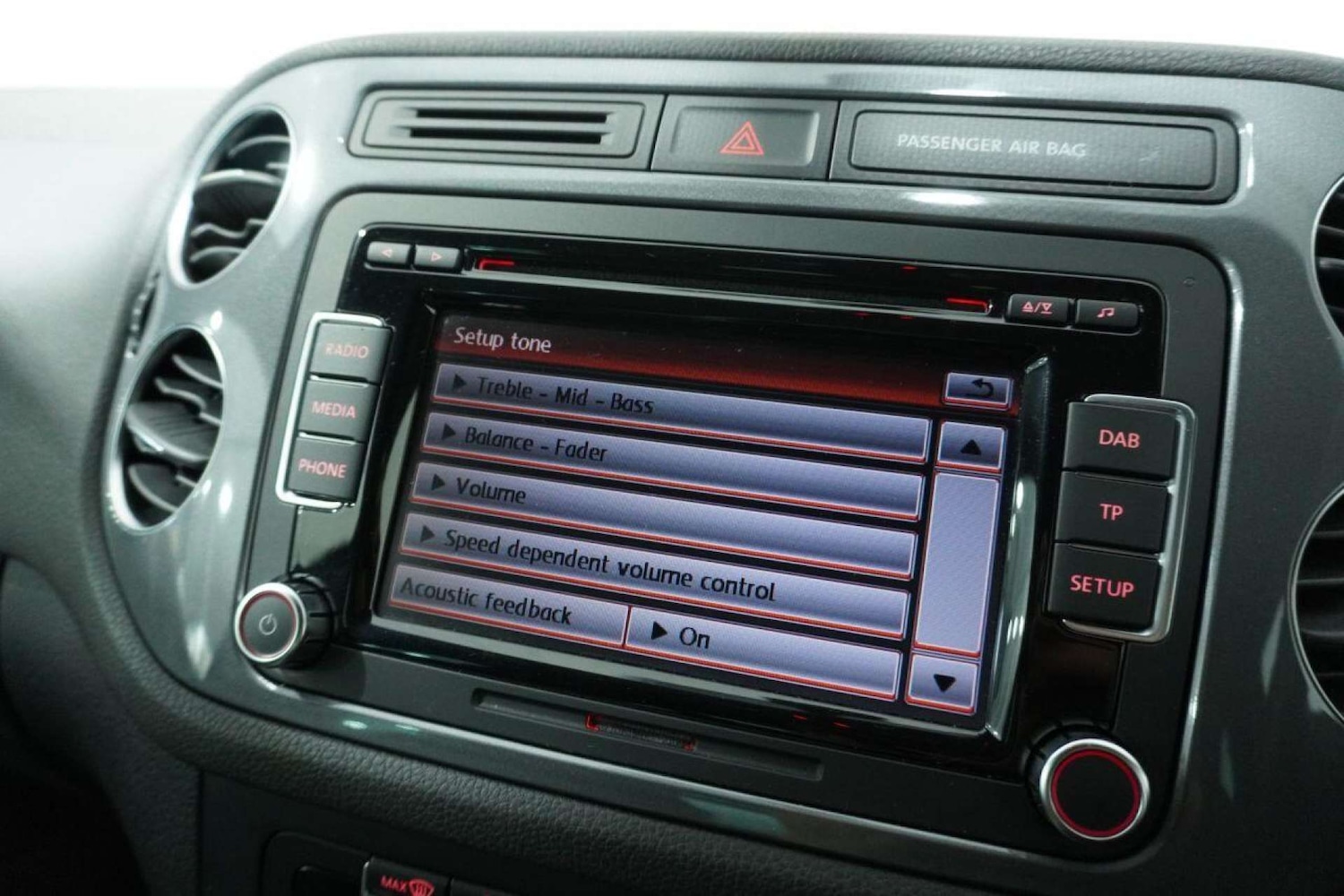 Used Volkswagen Tiguan 2014 for sale - 77061681: Photo 85