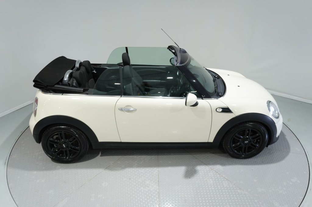 Used MINI Convertible 2014 for sale - 76820322: Photo 11