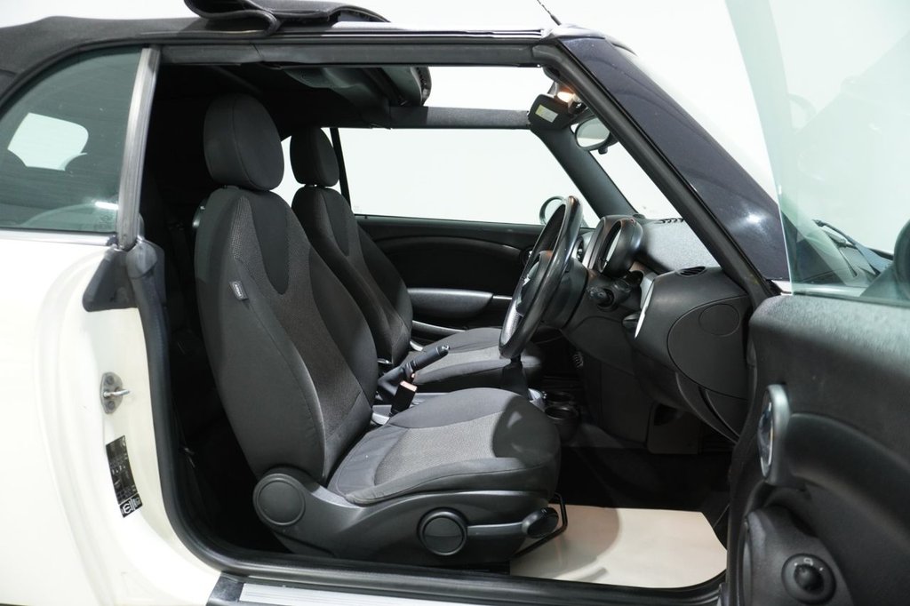 Used MINI Convertible 2014 for sale - 76820322: Photo 25