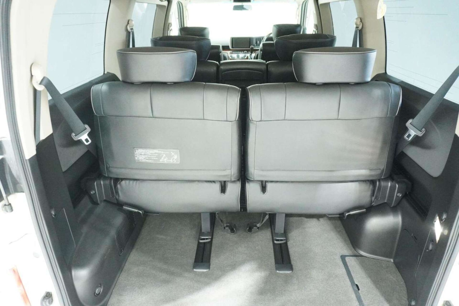 Used Nissan Elgrand 2025 for sale - 77061668: Photo 30