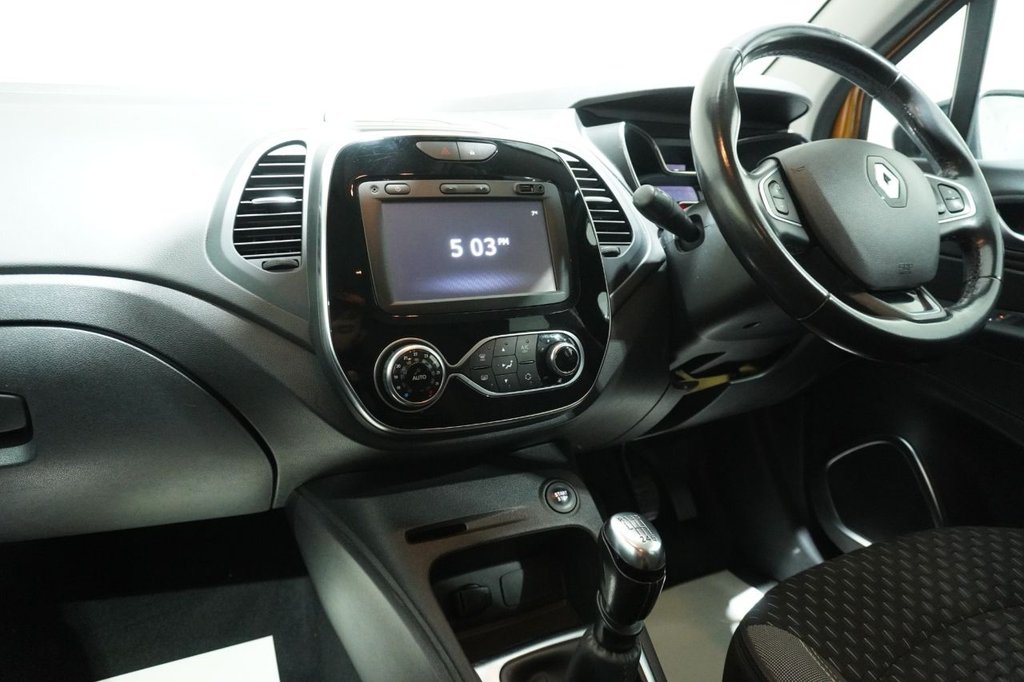 Used Renault Captur 2018 for sale - 76820526: Photo 33