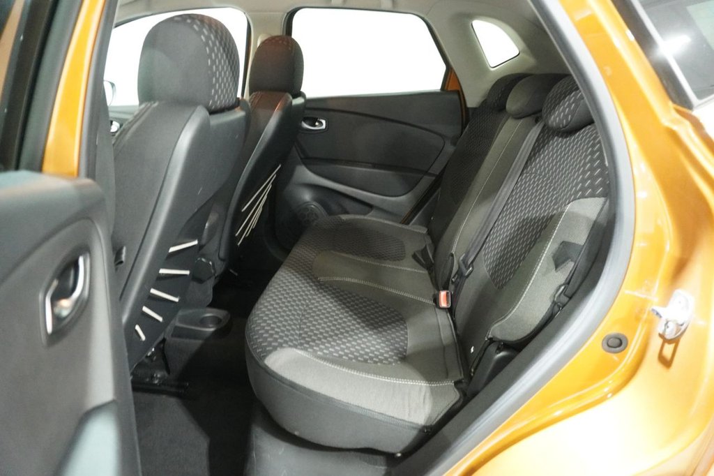 Used Renault Captur 2018 for sale - 76820526: Photo 47