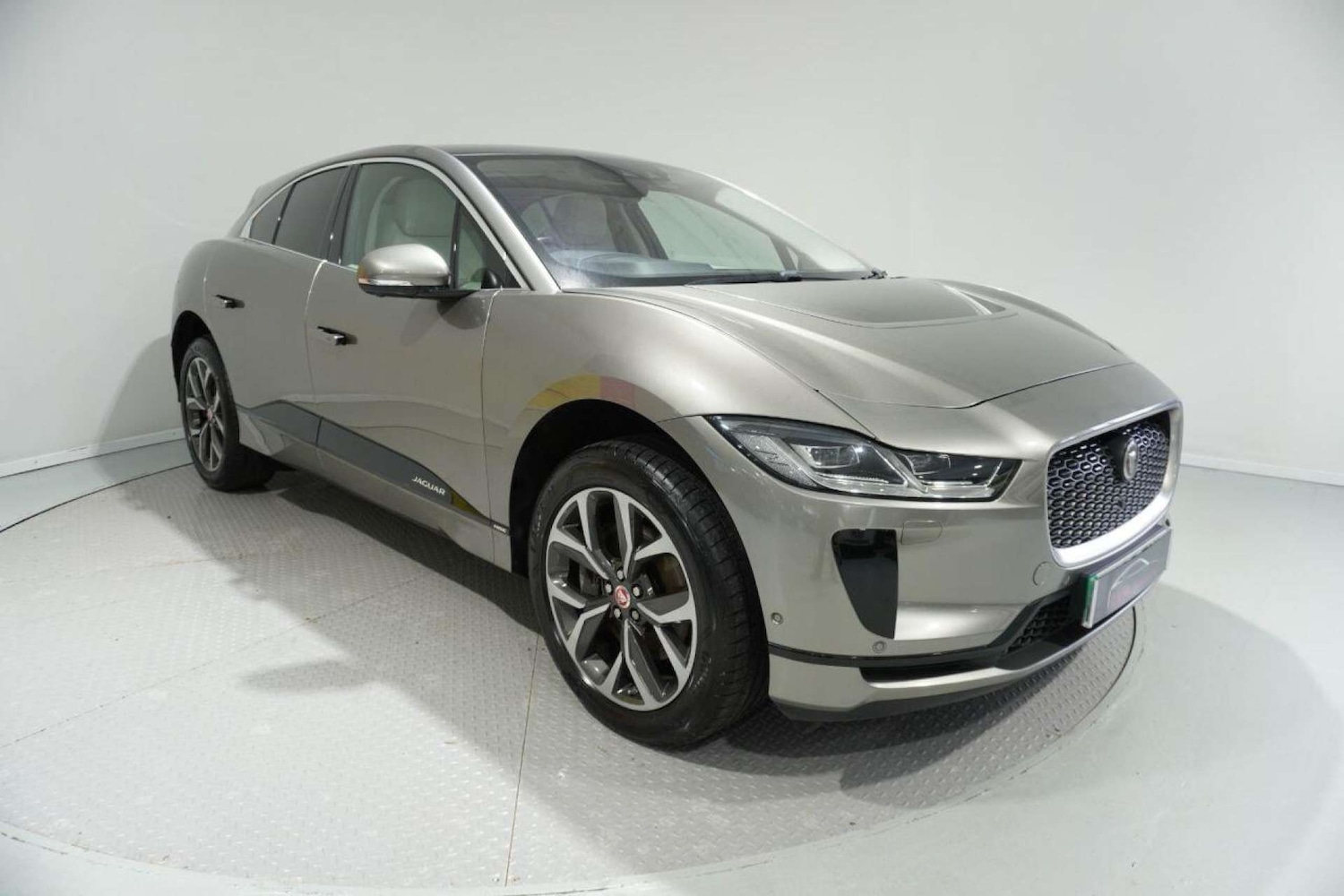 Used Jaguar I-Pace 2019 for sale - 77061658: Photo 2