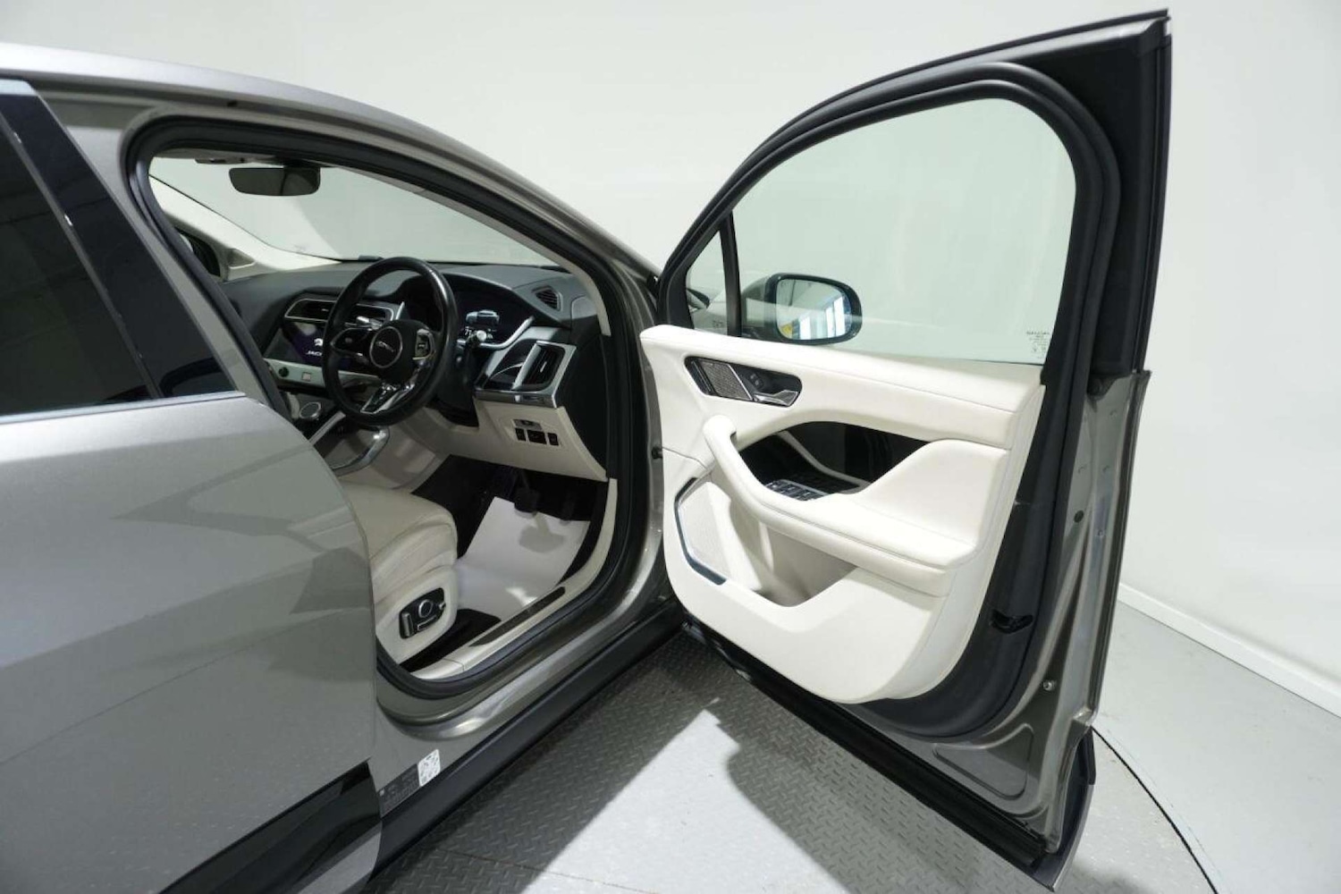 Used Jaguar I-Pace 2019 for sale - 77061658: Photo 26