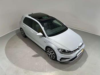 Used Volkswagen Golf 2018 for sale - 79418008: Photo