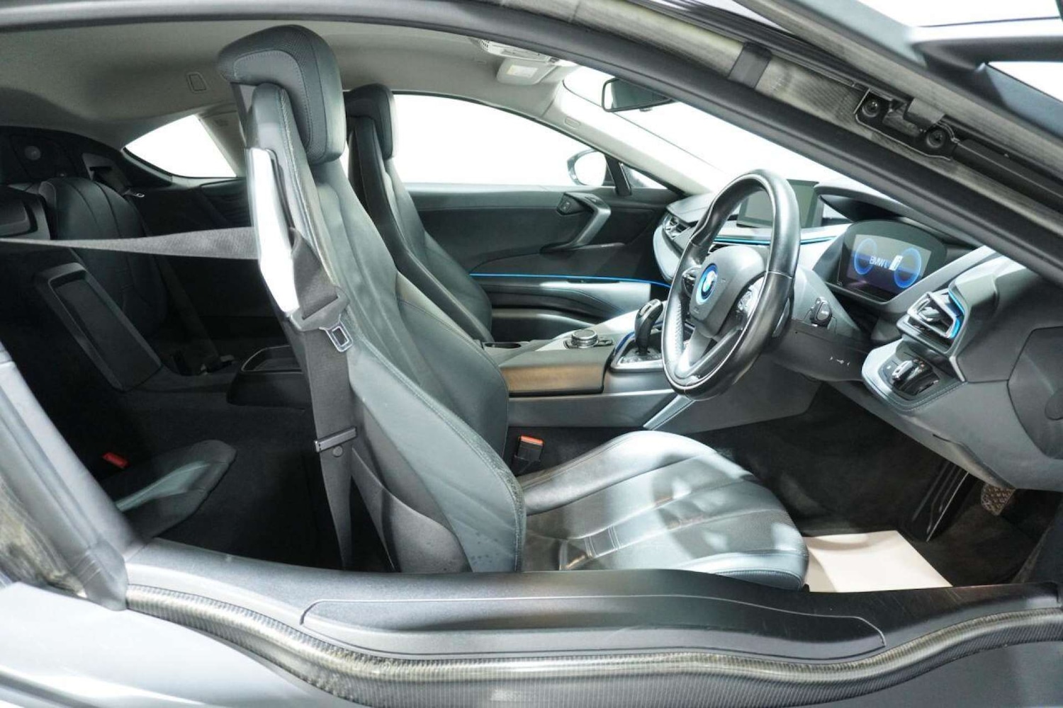 Used BMW i8 2015 for sale - 77113511: Photo 13