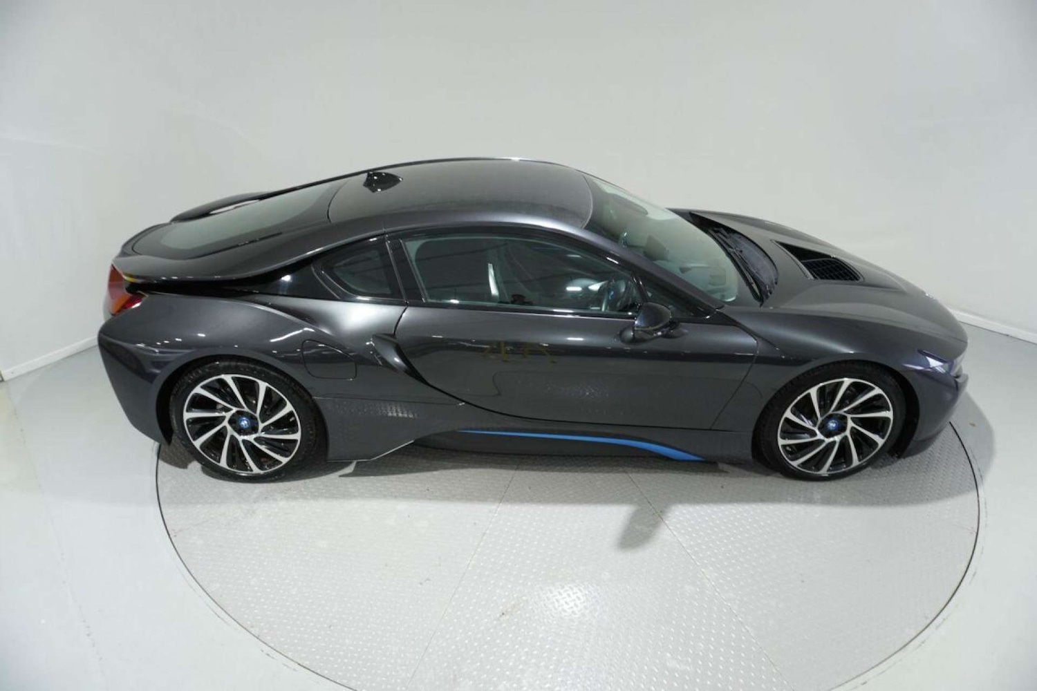 Used BMW i8 2015 for sale - 77113511: Photo 5
