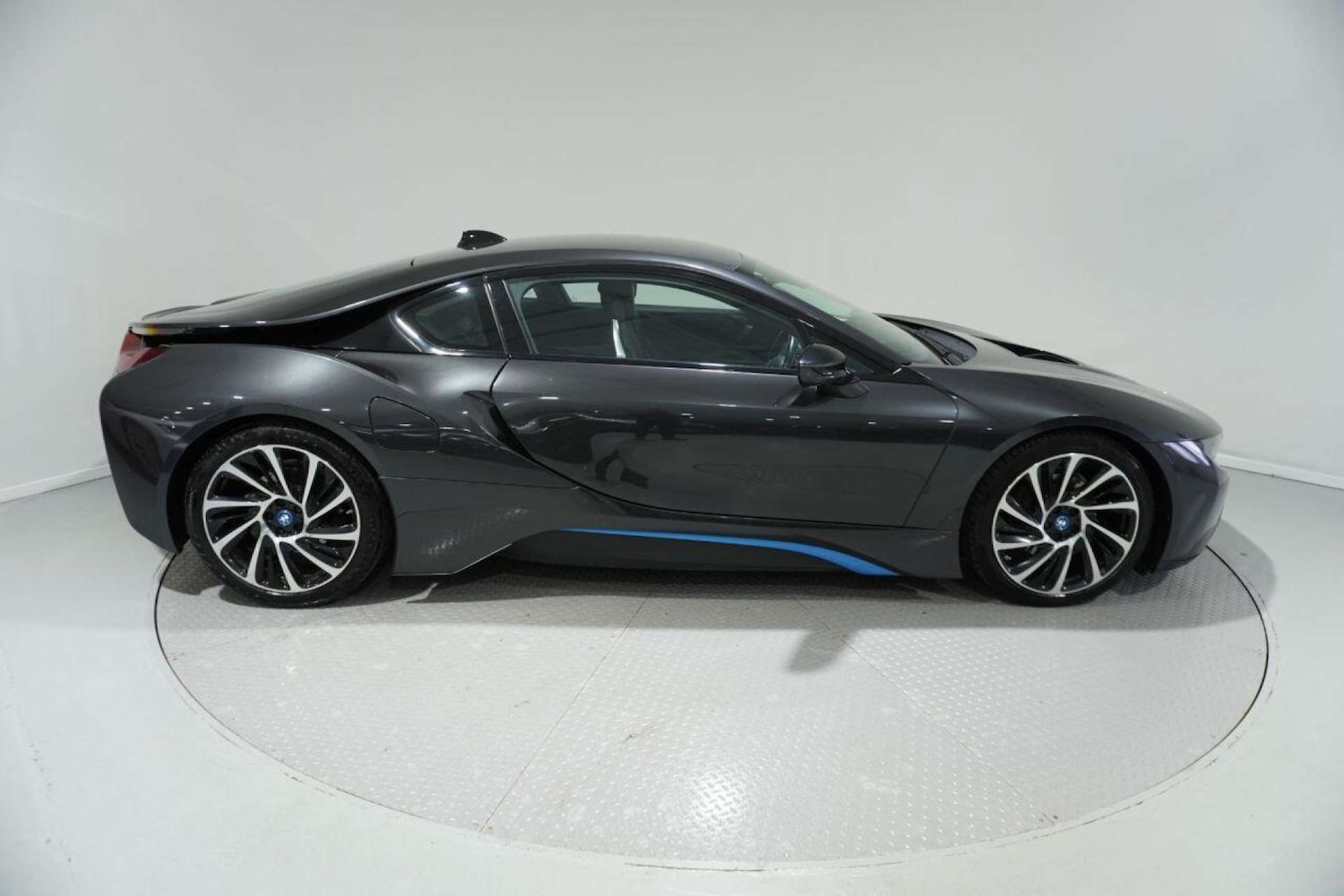 Used BMW i8 2015 for sale - 77113511: Photo 6