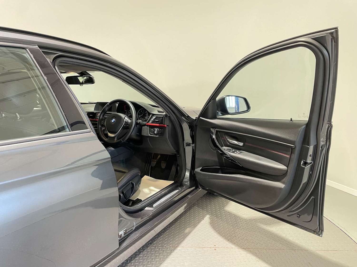 Used BMW 3 Series 2015 for sale - 78152413: Photo 22