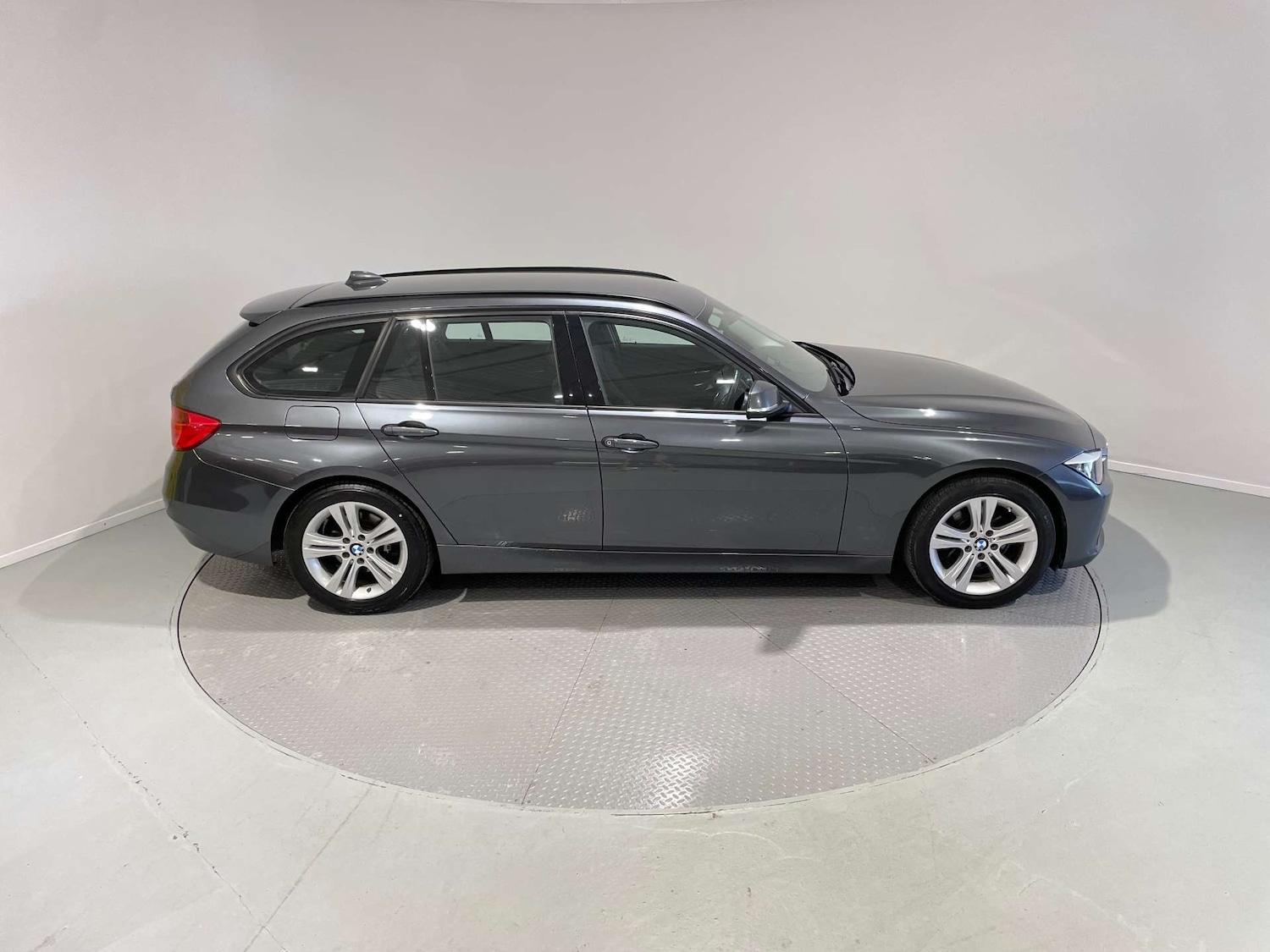 Used BMW 3 Series 2015 for sale - 78152413: Photo 6