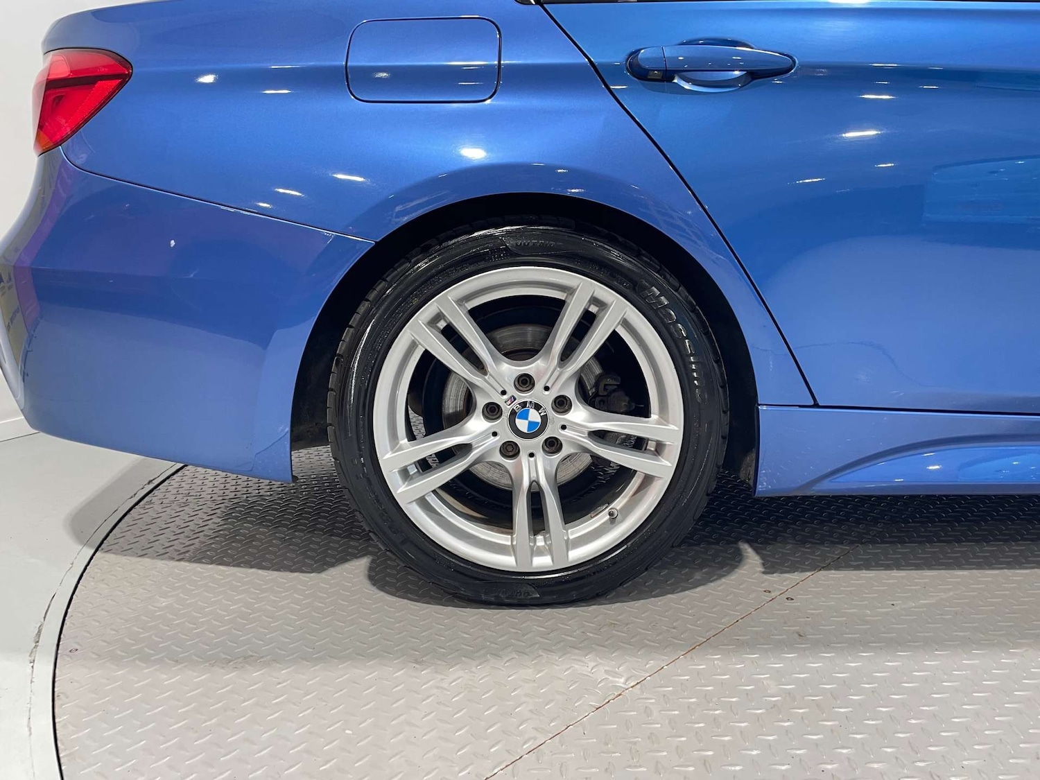 Used BMW 3 Series 2017 for sale - 78144614: Photo 11