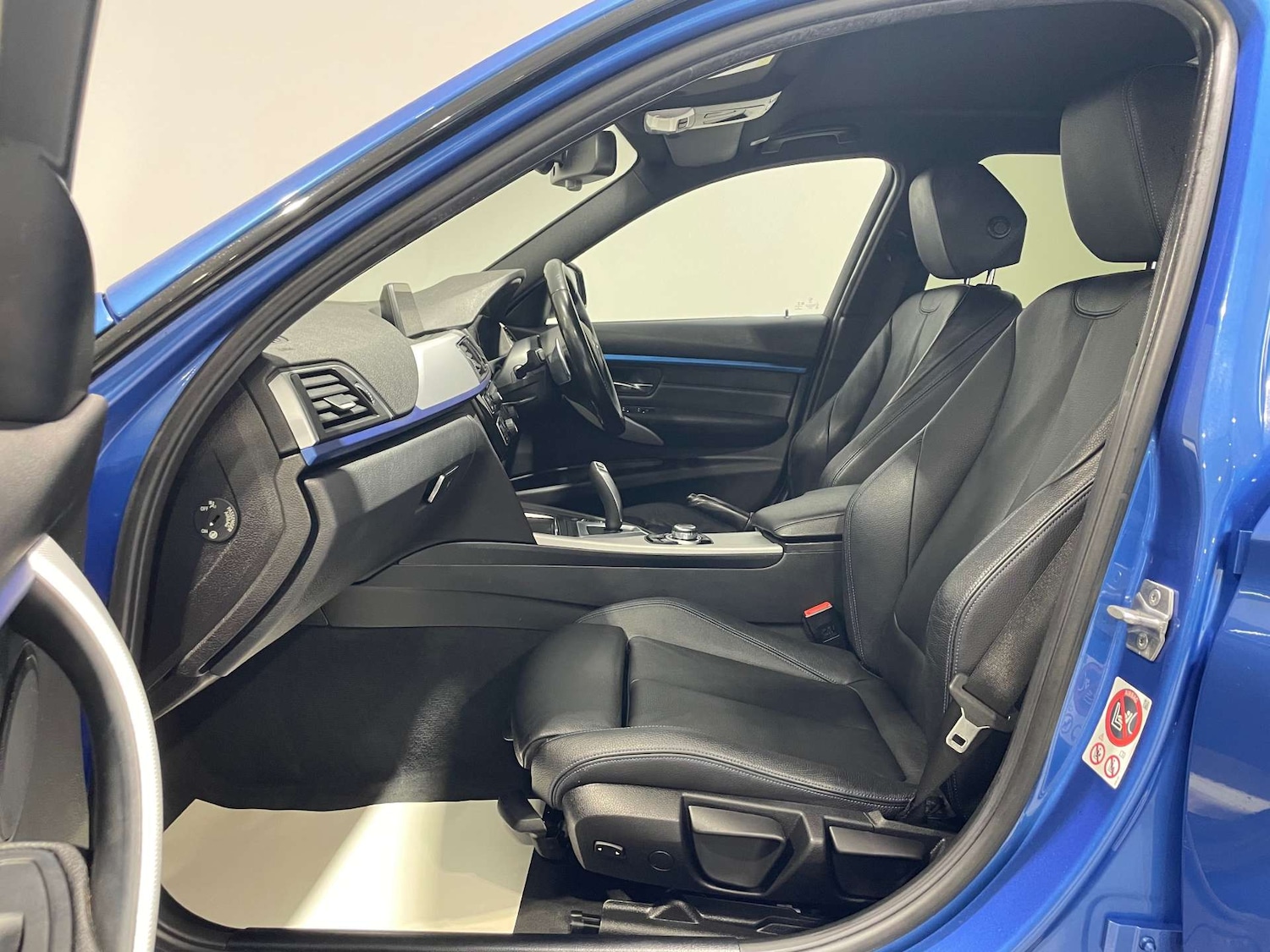 Used BMW 3 Series 2017 for sale - 78144614: Photo 42