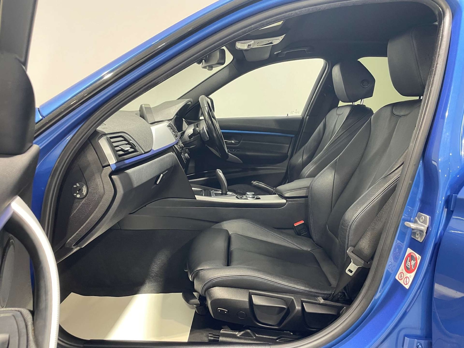 Used BMW 3 Series 2017 for sale - 78144614: Photo 46