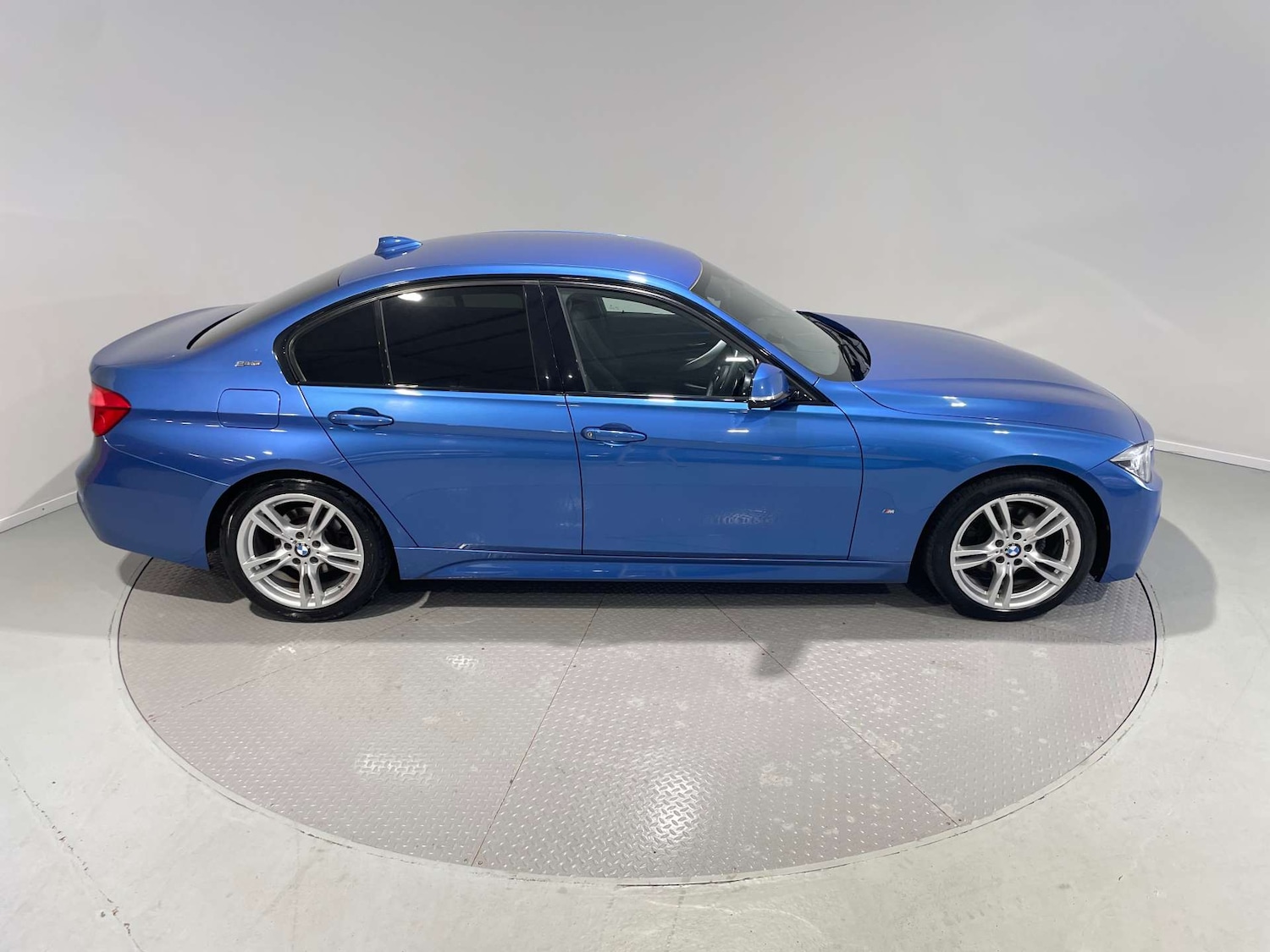 Used BMW 3 Series 2017 for sale - 78144614: Photo 5