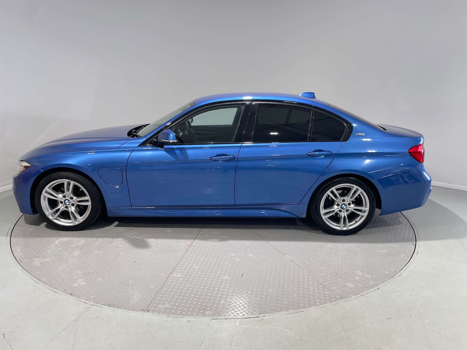 Used BMW 3 Series 2017 for sale - 78144614: Photo 8