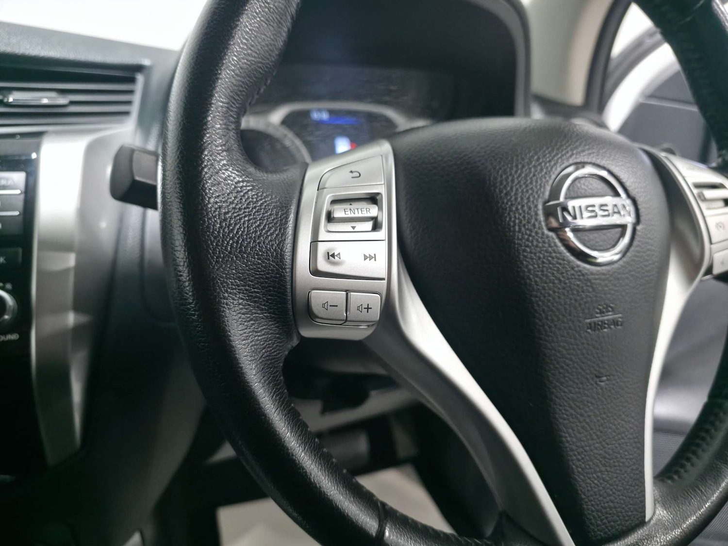 Used Nissan Navara 2019 for sale - 77061644: Photo 30