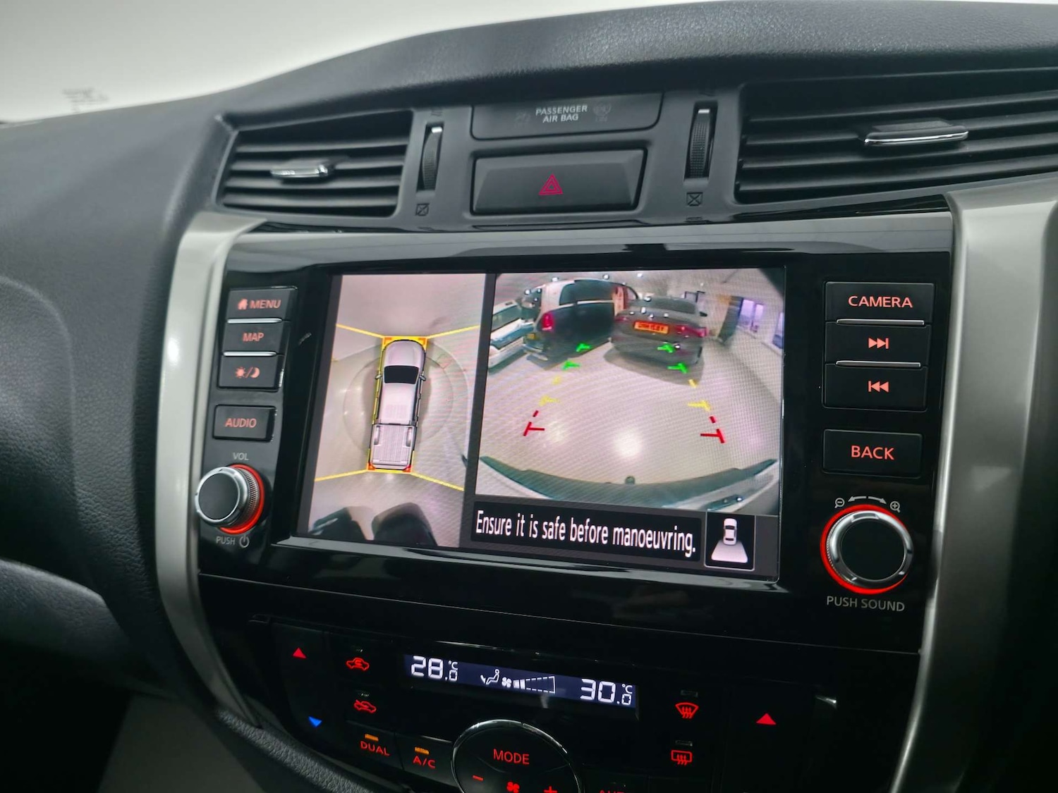 Used Nissan Navara 2019 for sale - 77061644: Photo 46