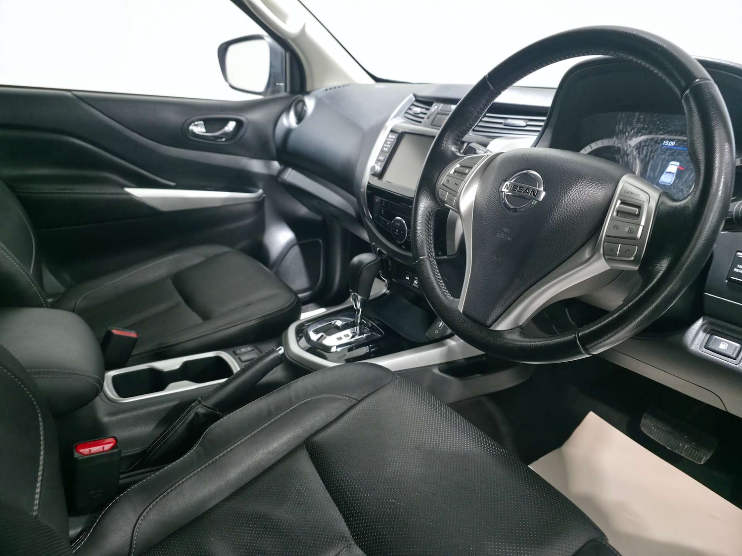 Used Nissan Navara 2019 for sale - 77061644: Photo 9