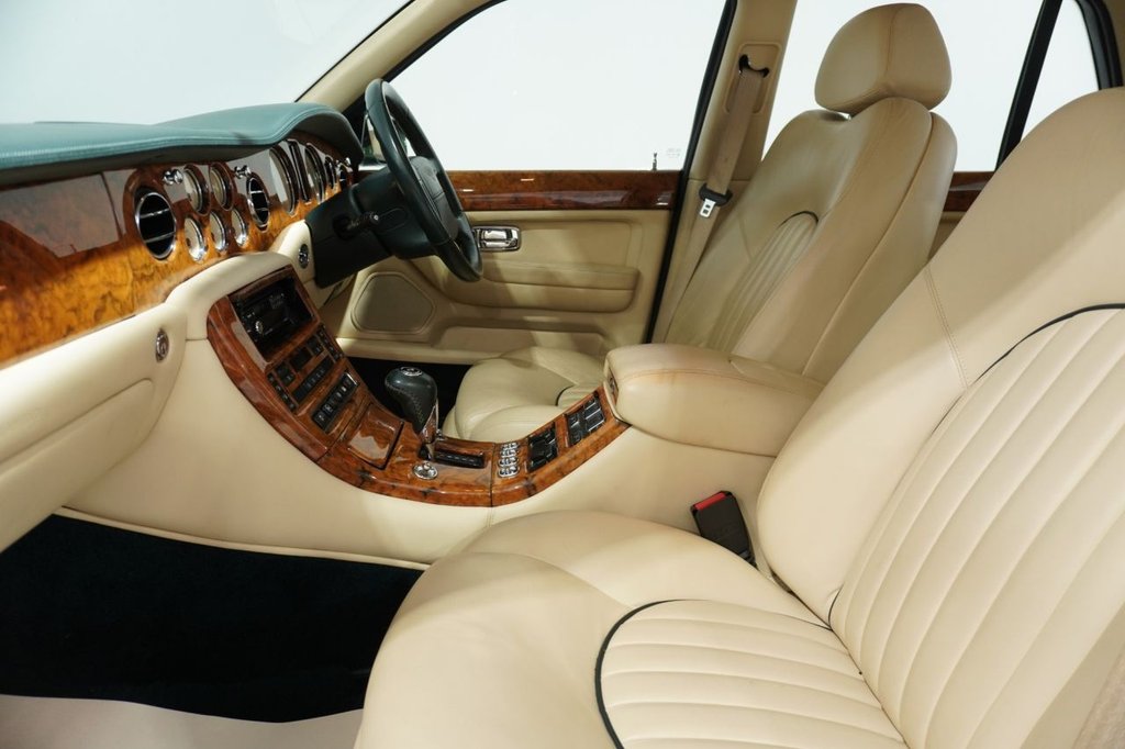 Used Bentley Arnage 2000 for sale - 76820504: Photo 44