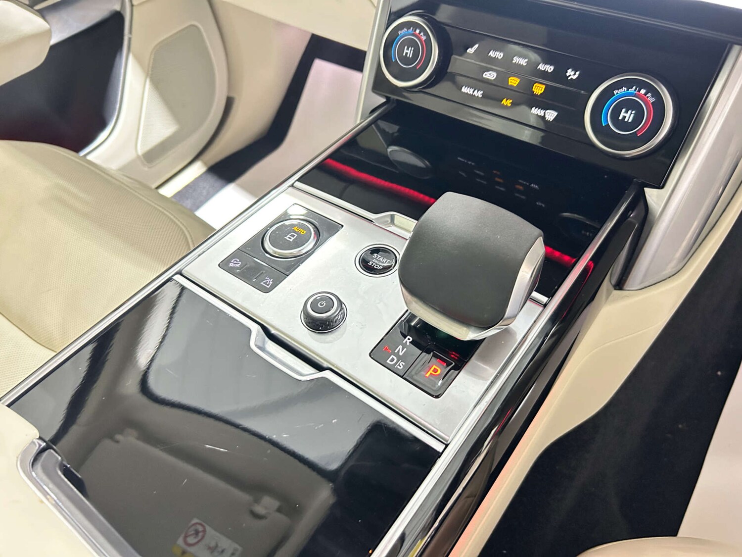 Used Land Rover Range Rover 2022 for sale - 77368219: Photo 74