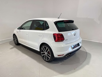 Used Volkswagen Polo 2016 for sale - 78640842: Photo