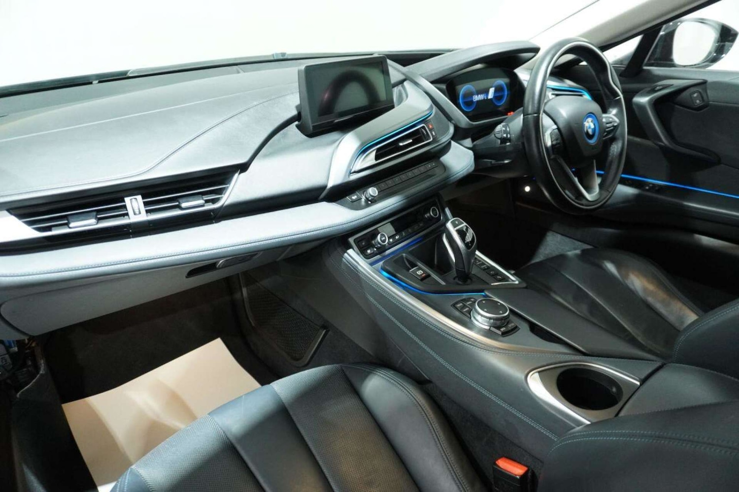 Used BMW i8 2015 for sale - 77061683: Photo 44