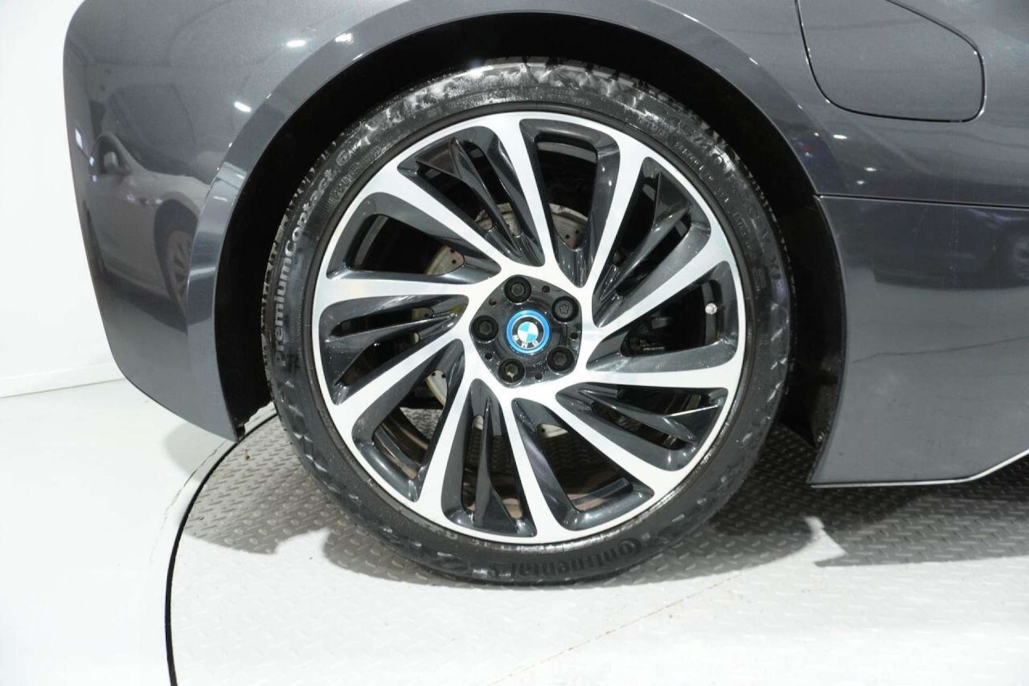 Used BMW i8 2015 for sale - 77061683: Photo 9