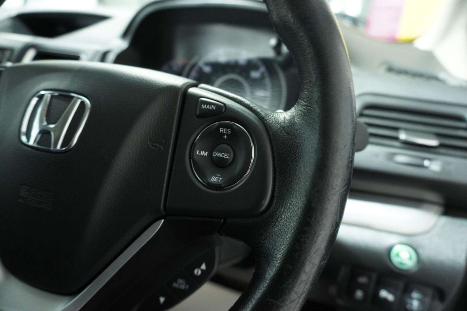 Used Honda CR-V 2018 for sale - 77061655: Photo 65