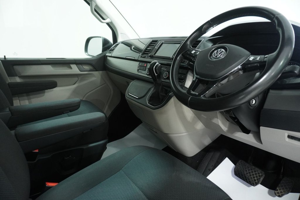 Used Volkswagen Transporter 2018 for sale - 76820254: Photo 12