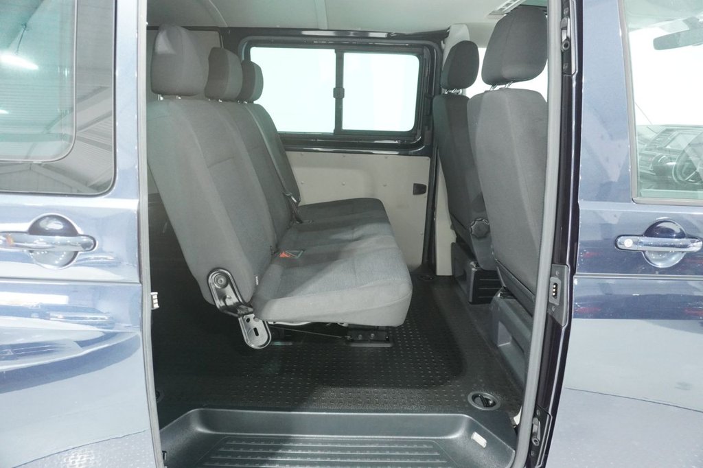 Used Volkswagen Transporter 2018 for sale - 76820254: Photo 15