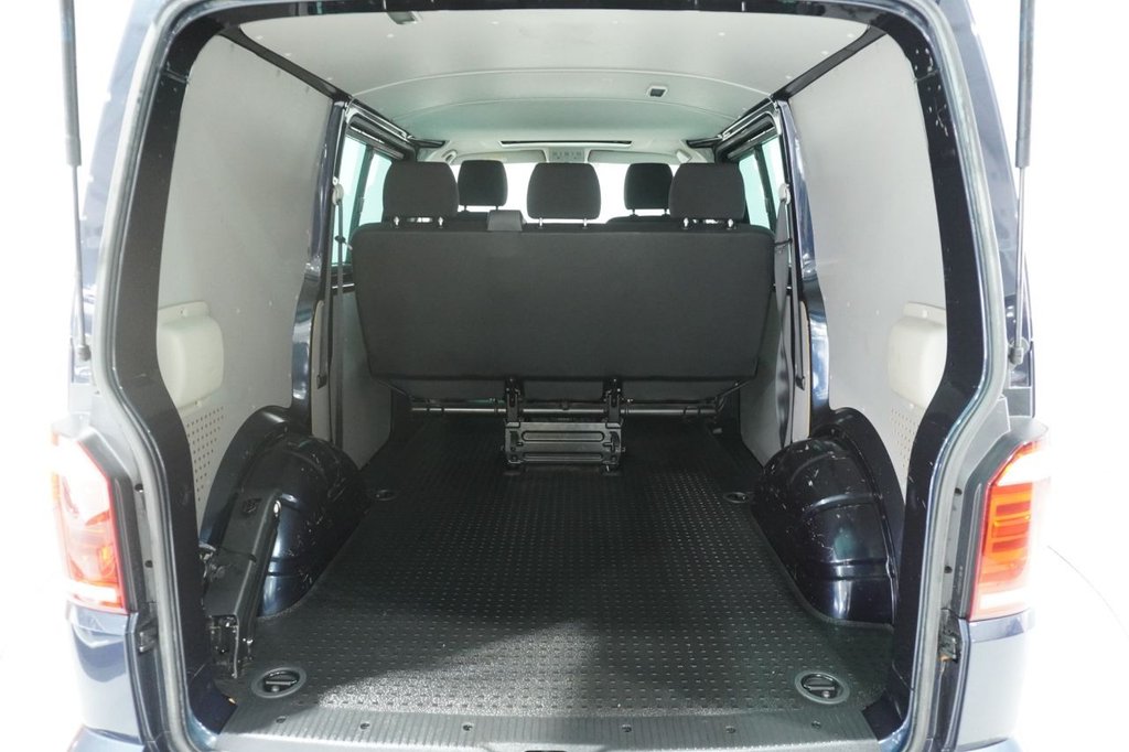 Used Volkswagen Transporter 2018 for sale - 76820254: Photo 33