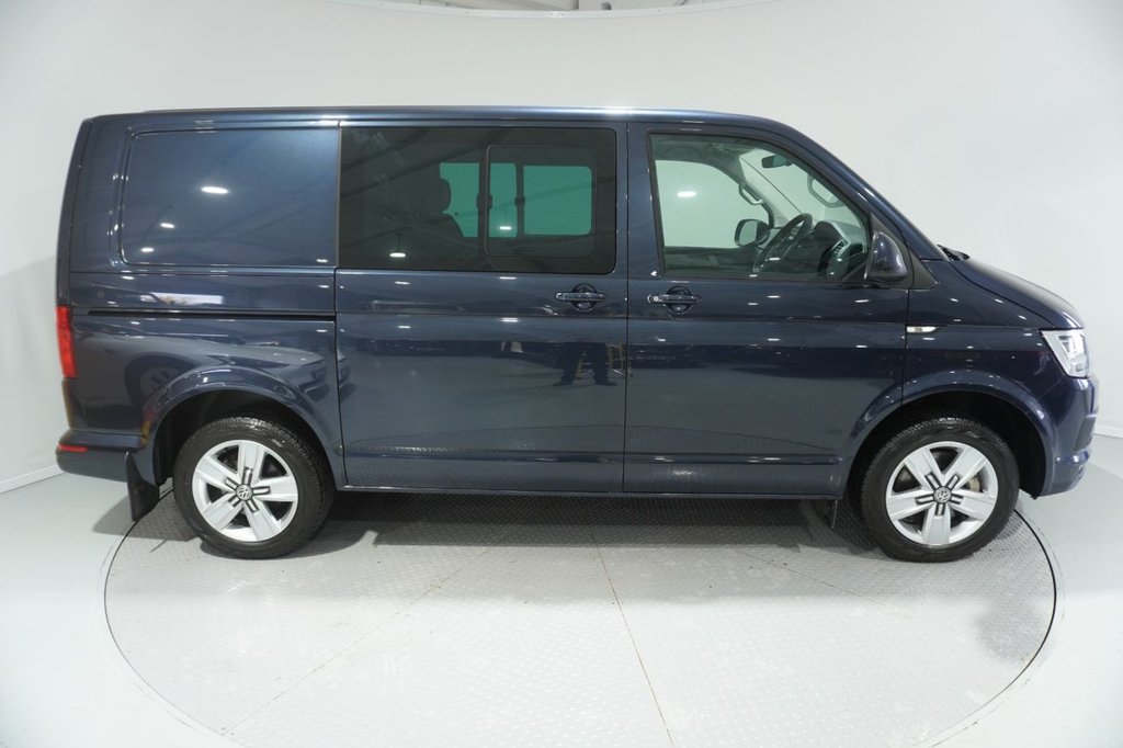 Used Volkswagen Transporter 2018 for sale - 76820254: Photo 5