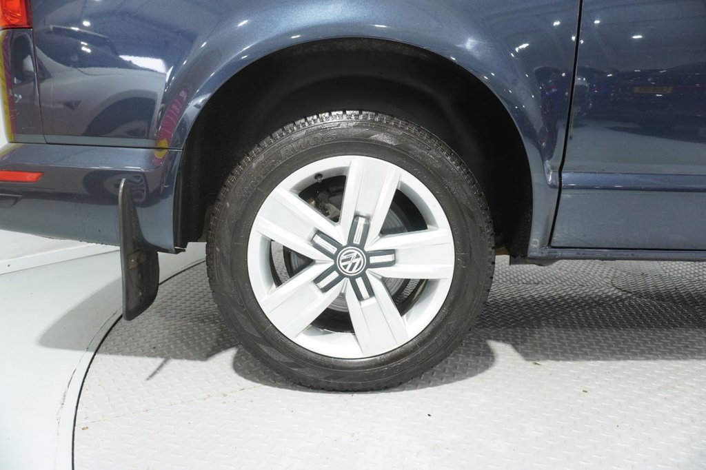 Used Volkswagen Transporter 2018 for sale - 76820254: Photo 7