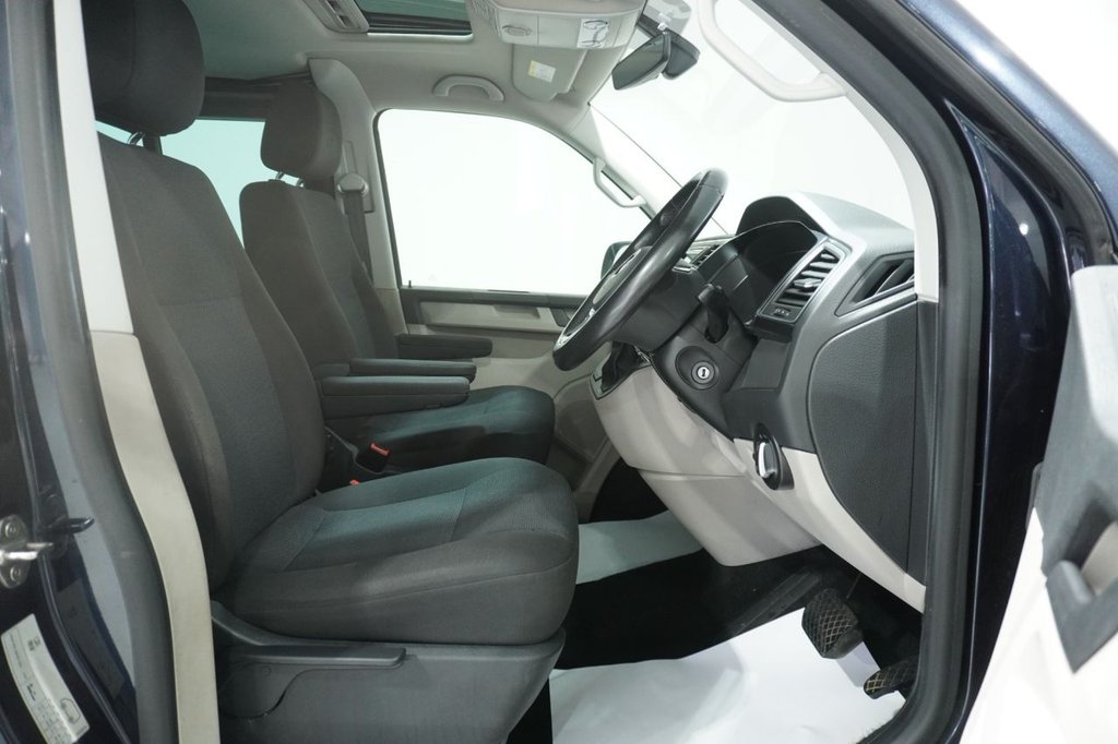 Used Volkswagen Transporter 2018 for sale - 76820254: Photo 9