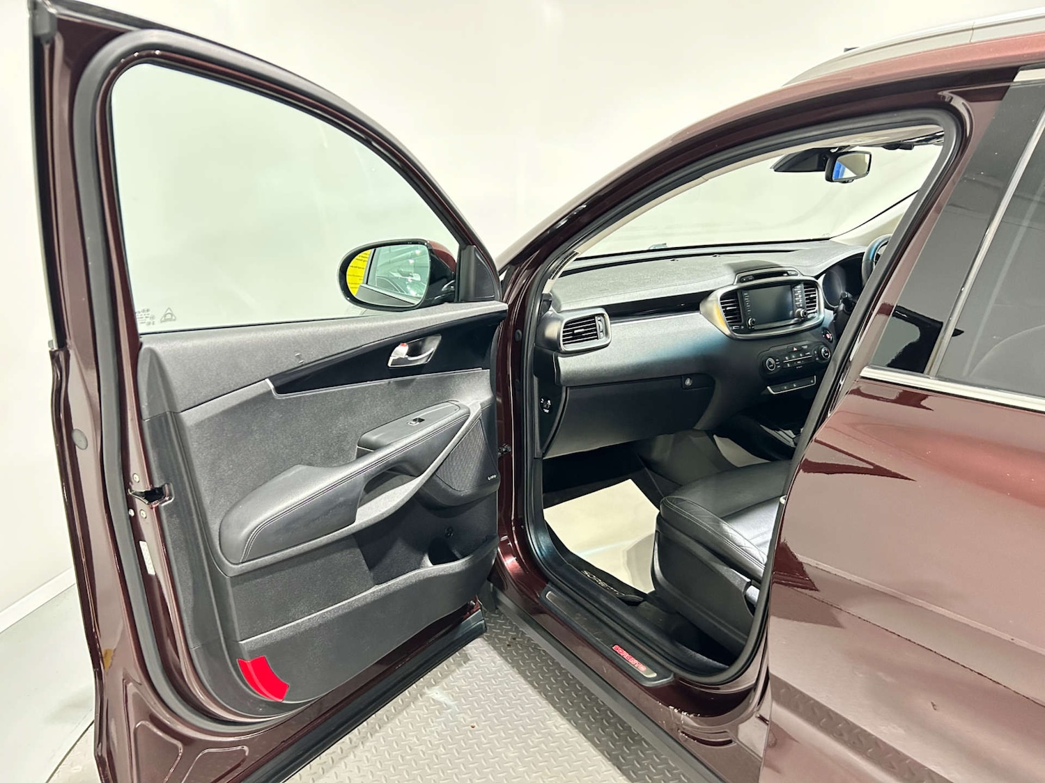 Used Kia Sorento 2017 for sale - 77200699: Photo 31