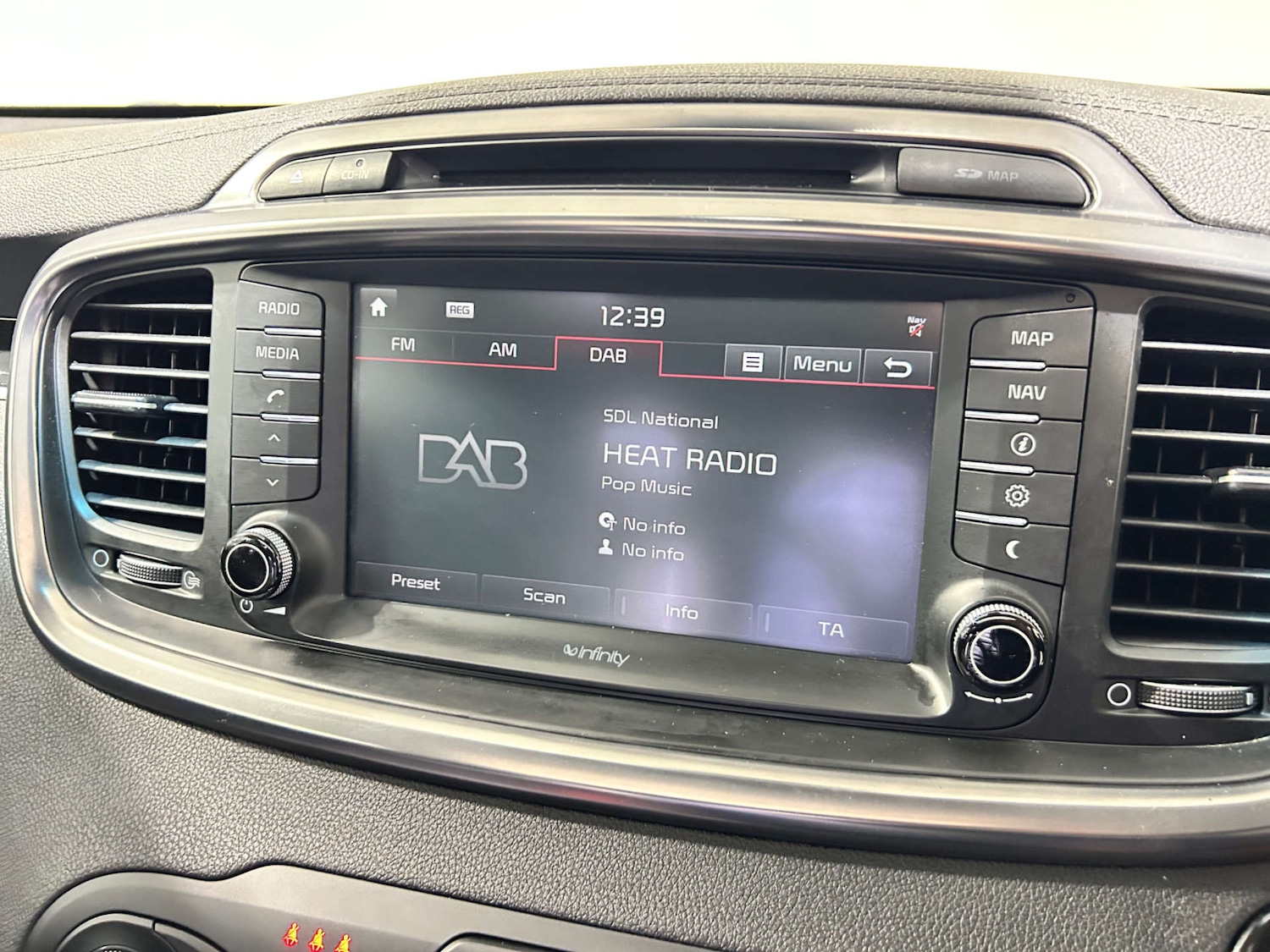 Used Kia Sorento 2017 for sale - 77200699: Photo 83