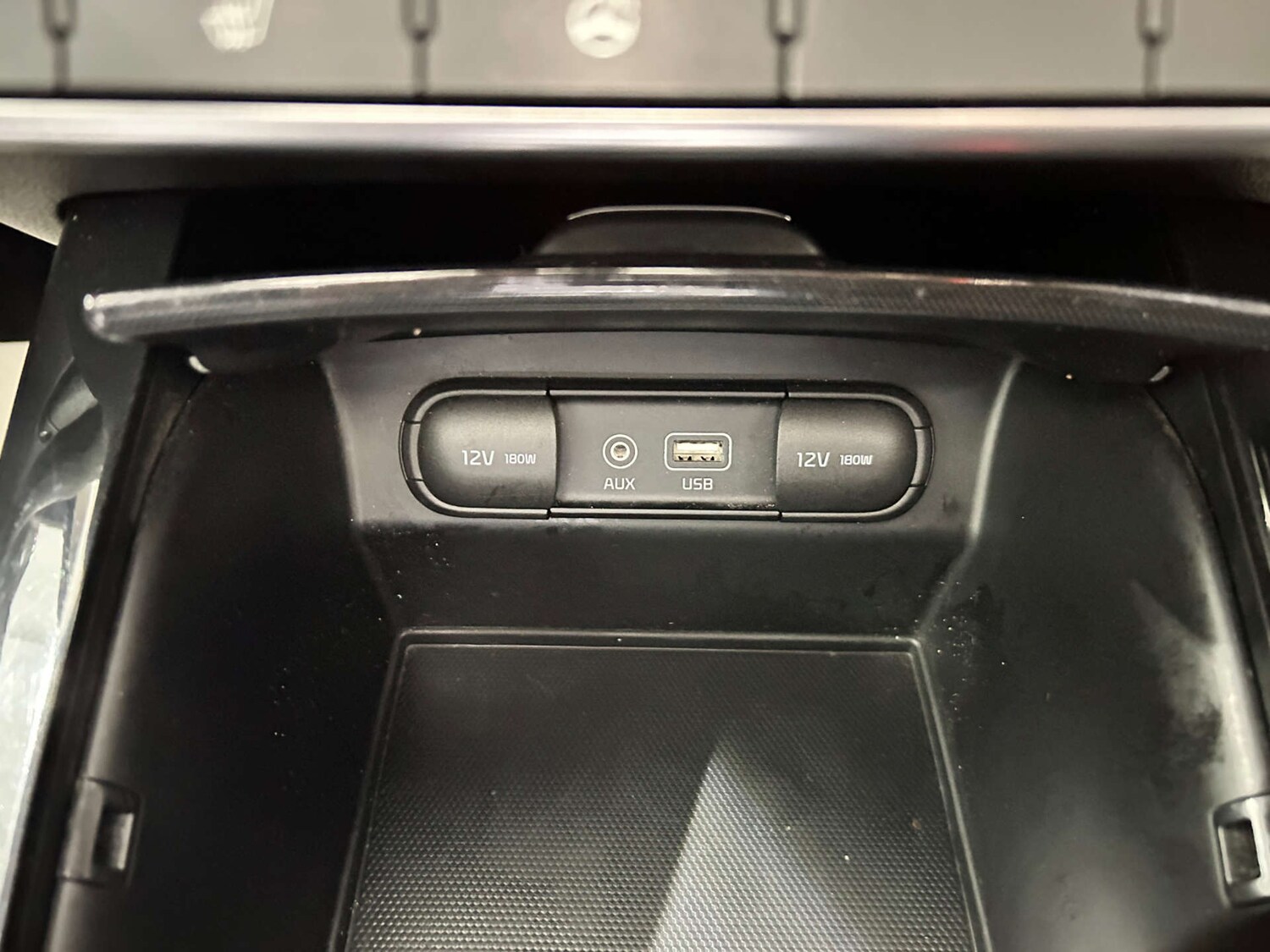 Used Kia Sorento 2017 for sale - 77200699: Photo 88