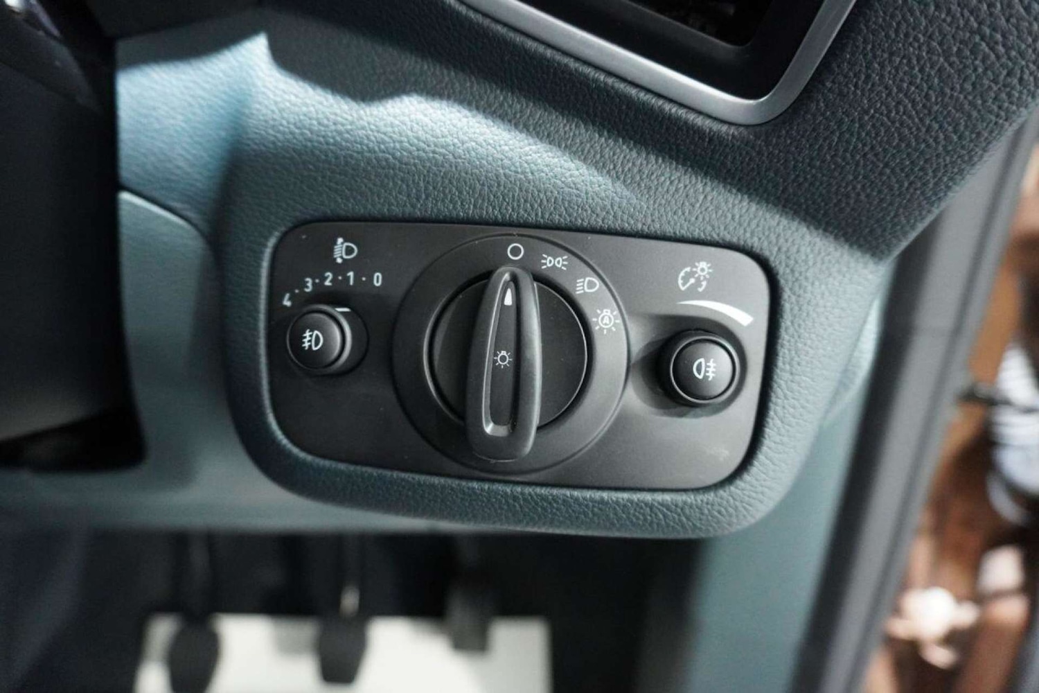 Used Ford C-Max 2013 for sale - 77061650: Photo 57