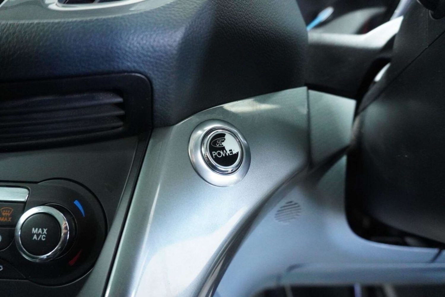 Used Ford C-Max 2013 for sale - 77061650: Photo 62