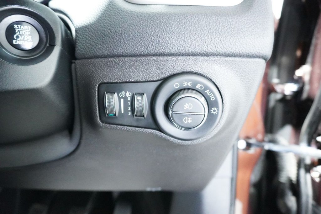 Used Jeep Compass 2018 for sale - 76820578: Photo 44