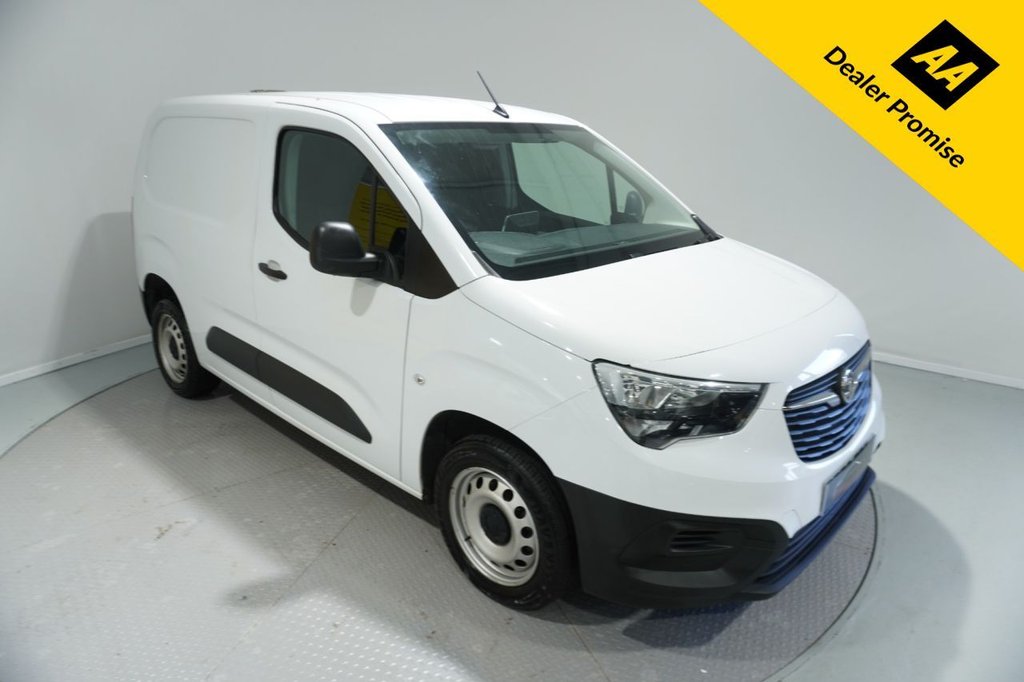 Used Vauxhall Combo 2022 for sale - 76820433: Photo 1