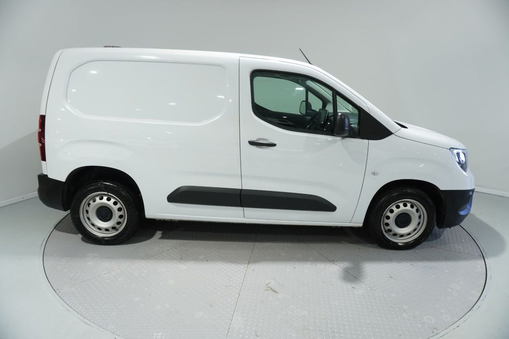 Used Vauxhall Combo 2022 for sale - 76820433: Photo 6
