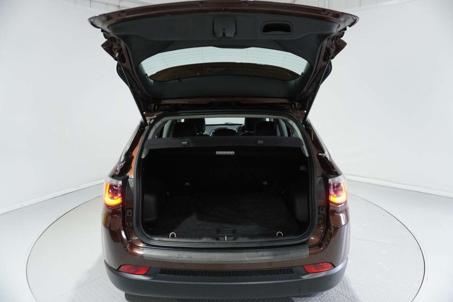 Used Jeep Compass 2018 for sale - 77061686: Photo 24