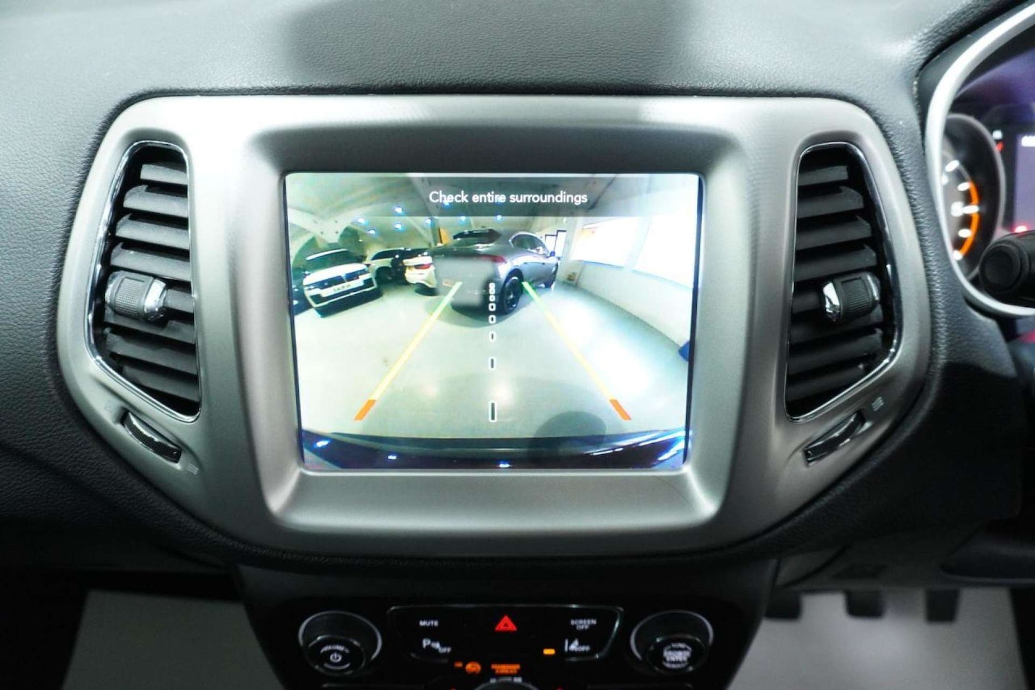 Used Jeep Compass 2018 for sale - 77061686: Photo 61