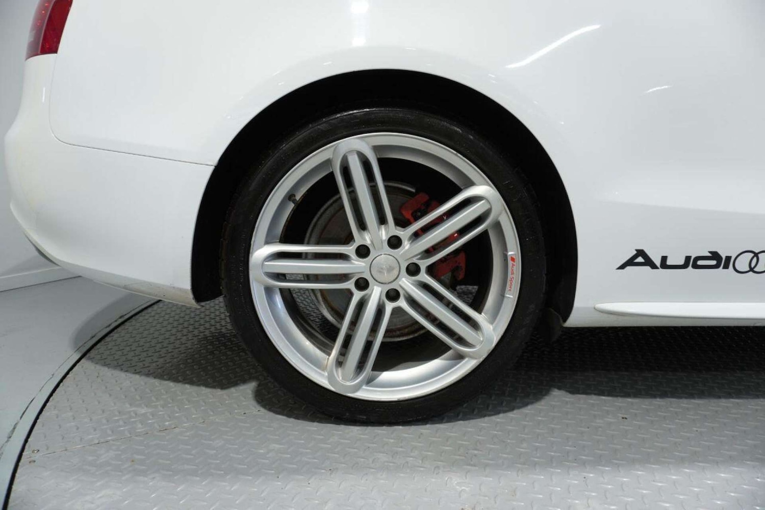 Used Audi A5 2010 for sale - 77061641: Photo 10