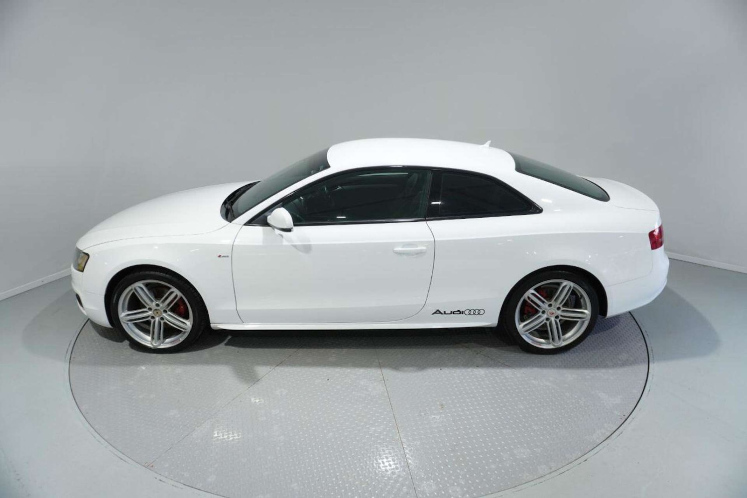 Used Audi A5 2010 for sale - 77061641: Photo 28