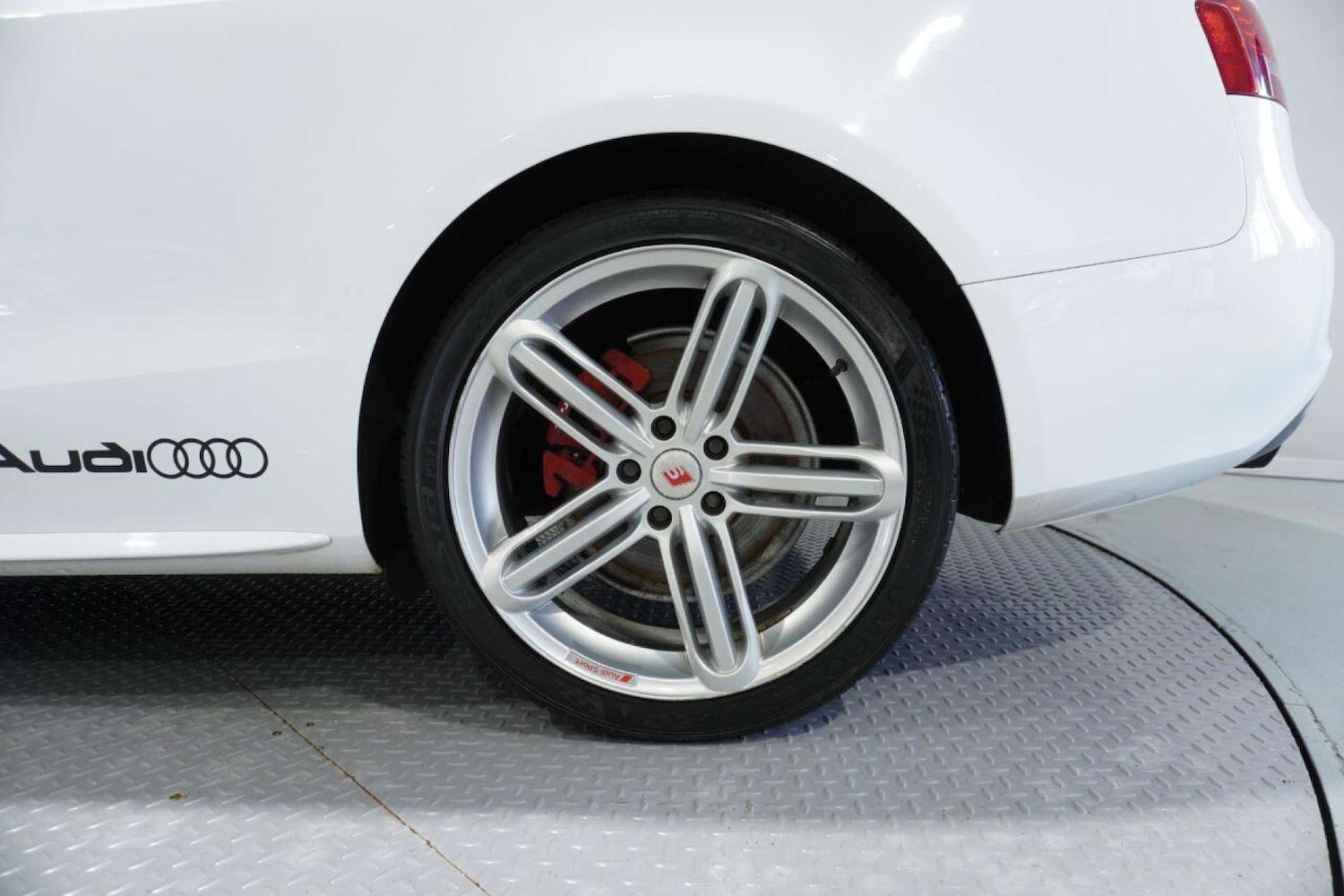 Used Audi A5 2010 for sale - 77061641: Photo 31