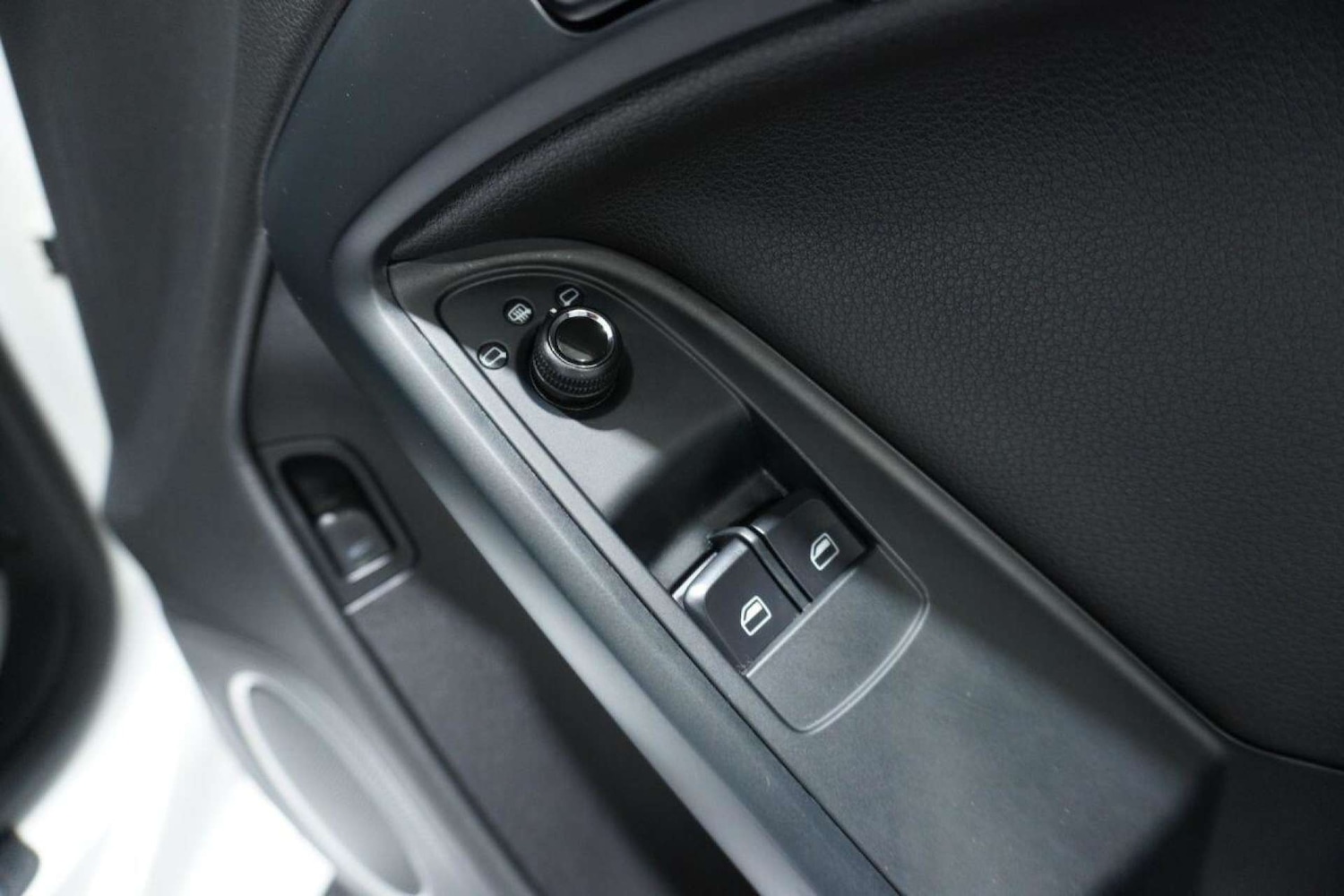 Used Audi A5 2010 for sale - 77061641: Photo 44